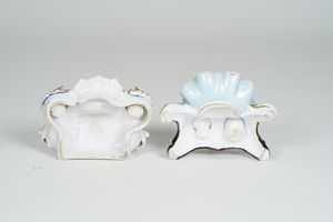 Sette servizi da scrittoio in miniatura, XIX secolo.  - Asta Maioliche, Porcellane e Vetri - Associazione Nazionale - Case d'Asta italiane