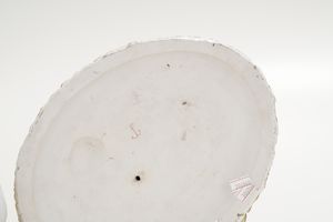 Due gruppi con scene galanti, XX secolo.<BR>  - Asta Maioliche, Porcellane e Vetri - Associazione Nazionale - Case d'Asta italiane