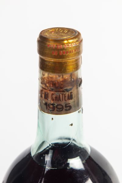 FRANCIA : Chateau d'Yquem (MG)  - Asta Timeless Treasures / Due secoli di vini leggendari - Associazione Nazionale - Case d'Asta italiane