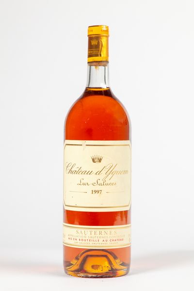 FRANCIA : Chateau d'Yquem (MG)  - Asta Timeless Treasures / Due secoli di vini leggendari - Associazione Nazionale - Case d'Asta italiane