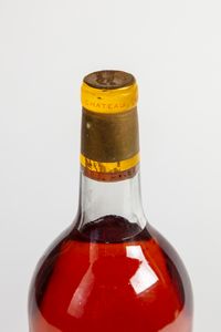 FRANCIA : Chateau d'Yquem (MG)  - Asta Timeless Treasures / Due secoli di vini leggendari - Associazione Nazionale - Case d'Asta italiane
