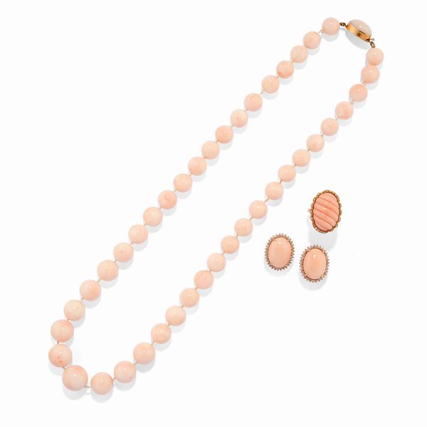 Parure con corallo rosa  - Asta Gioielli - Associazione Nazionale - Case d'Asta italiane