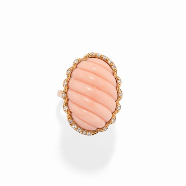 Parure con corallo rosa  - Asta Gioielli - Associazione Nazionale - Case d'Asta italiane