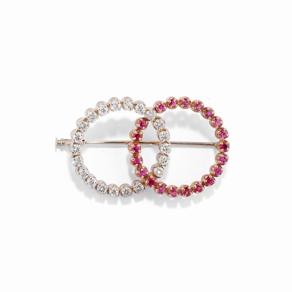 Spilla con rubini e diamanti  - Asta Gioielli - Associazione Nazionale - Case d'Asta italiane