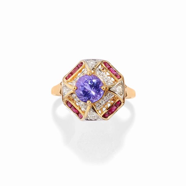 Anello con tanzanite viola  - Asta Gioielli - Associazione Nazionale - Case d'Asta italiane