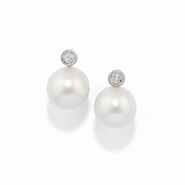 Orecchini con perle coltivate South Sea  - Asta Gioielli - Associazione Nazionale - Case d'Asta italiane