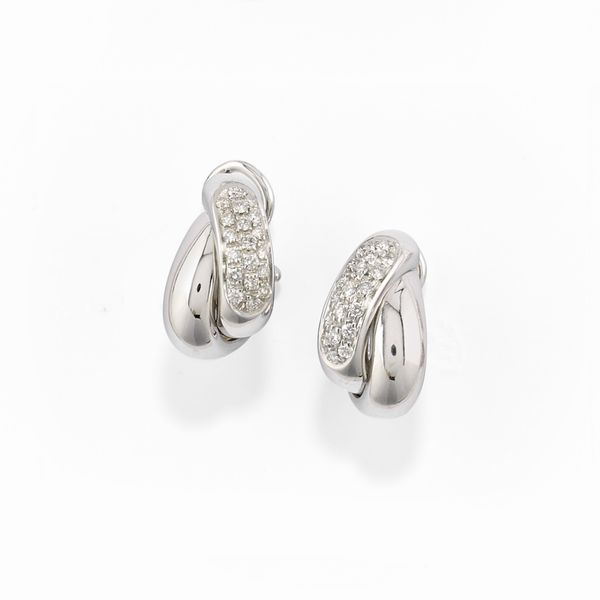 Spilla e coppia di orecchini  - Asta Gioielli - Associazione Nazionale - Case d'Asta italiane