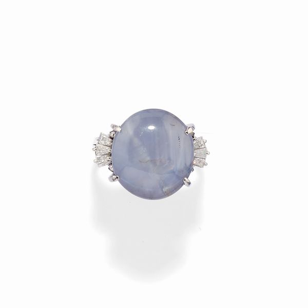 Anello con zaffiro stellato  - Asta Gioielli - Associazione Nazionale - Case d'Asta italiane