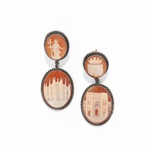 Pennisi : Due bracciali e tre coppie di orecchini pendenti con cammei  - Asta Gioielli - Associazione Nazionale - Case d'Asta italiane