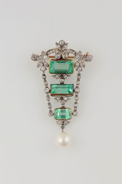 Marcus & Co. Spilla/pendente con smeraldi, diamanti e perla  - Asta Fine Jewels - Associazione Nazionale - Case d'Asta italiane