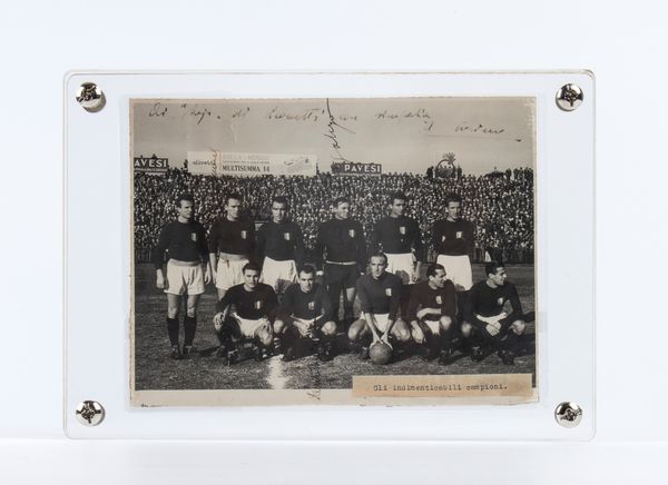 Grande TORINO calcio, Superga, 1946, foto con firme  - Asta Memorabilia, Militaria, Ordini Cavallereschi - Associazione Nazionale - Case d'Asta italiane