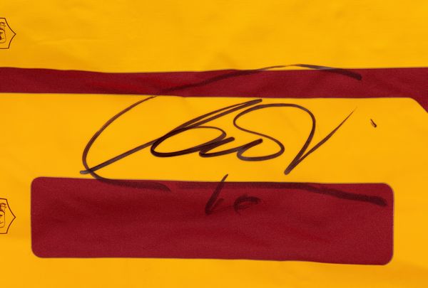Totti, Francesco - Maglia n.10 autografata  - Asta Memorabilia, Militaria, Ordini Cavallereschi - Associazione Nazionale - Case d'Asta italiane