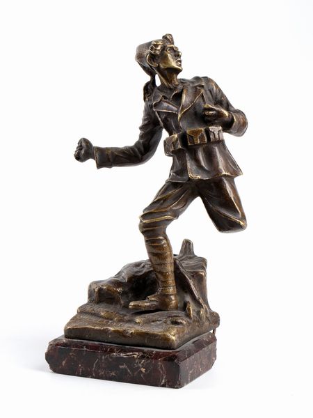 Scultura in bronzo Enrico Toti , Prima guerra mondiale  - Asta Memorabilia, Militaria, Ordini Cavallereschi - Associazione Nazionale - Case d'Asta italiane