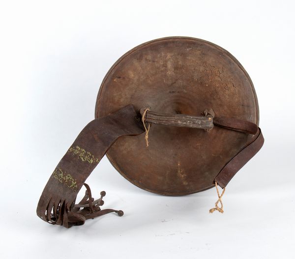 Somalia, scudo di piccole dimensioni (rotella)  - Asta Memorabilia, Militaria, Ordini Cavallereschi - Associazione Nazionale - Case d'Asta italiane