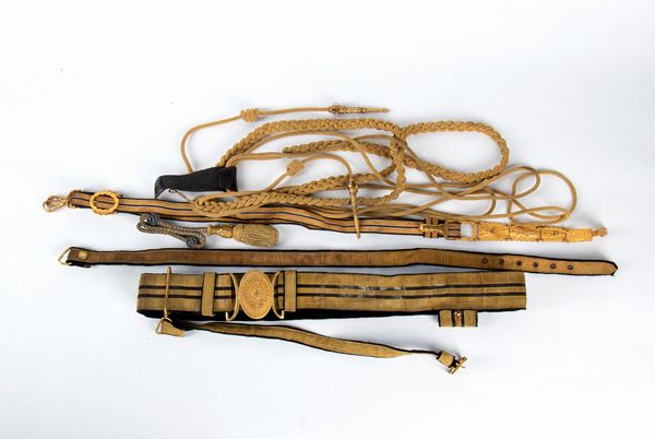 Effetti di un Funzionario coloniale  - Asta Memorabilia, Militaria, Ordini Cavallereschi - Associazione Nazionale - Case d'Asta italiane