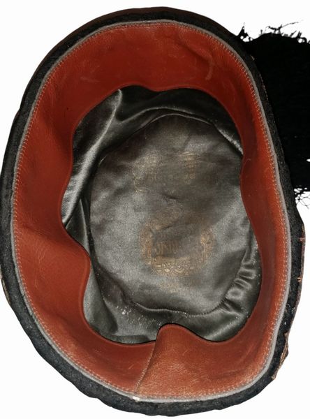 Fez Colbac da console comandante della DICAT  - Asta Memorabilia, Militaria, Ordini Cavallereschi - Associazione Nazionale - Case d'Asta italiane