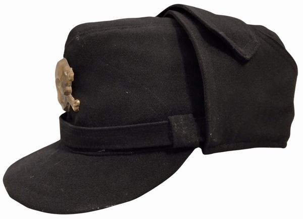 Berretto m. 42 da milite delle Brigate Nere  - Asta Memorabilia, Militaria, Ordini Cavallereschi - Associazione Nazionale - Case d'Asta italiane