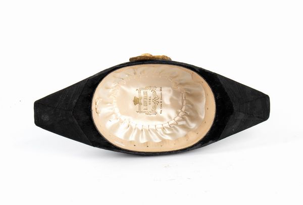 Feluca da funzionario di Casa Reale  - Asta Memorabilia, Militaria, Ordini Cavallereschi - Associazione Nazionale - Case d'Asta italiane