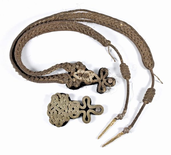 Spalline e cordoni da generale  - Asta Memorabilia, Militaria, Ordini Cavallereschi - Associazione Nazionale - Case d'Asta italiane