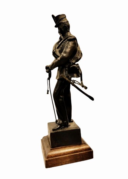 Bronzetto raffigurante milite della Voloire  - Asta Memorabilia, Militaria, Ordini Cavallereschi - Associazione Nazionale - Case d'Asta italiane