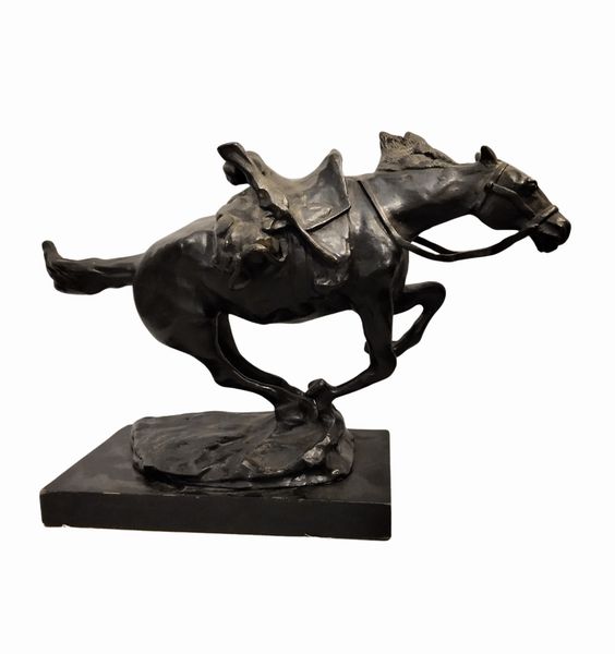 Cavallo scosso, scultura in bronzo  - Asta Memorabilia, Militaria, Ordini Cavallereschi - Associazione Nazionale - Case d'Asta italiane