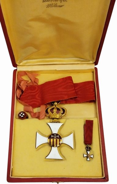 Ordine di Nostra Signora della Mercede, insegna di Commendatore in astuccio  - Asta Memorabilia, Militaria, Ordini Cavallereschi - Associazione Nazionale - Case d'Asta italiane