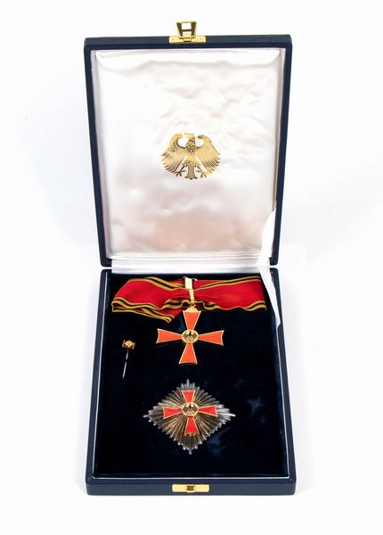 Germania, Repubblica Federale,  Ordine al Merito, insegna di Grand Ufficiale  - Asta Memorabilia, Militaria, Ordini Cavallereschi - Associazione Nazionale - Case d'Asta italiane