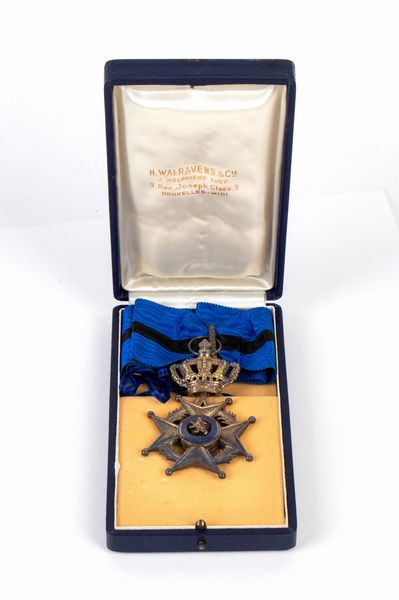 Belgio, ordine di Leopoldo, insegna di commendatore  - Asta Memorabilia, Militaria, Ordini Cavallereschi - Associazione Nazionale - Case d'Asta italiane