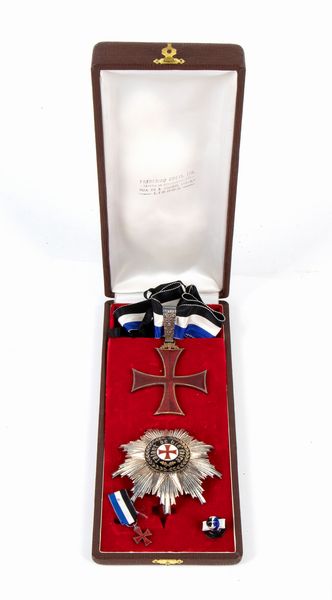 Portogallo, Repubblica, Ordine del principe Enrico il navigatore, insegna di Grand 'Ufficiale  - Asta Memorabilia, Militaria, Ordini Cavallereschi - Associazione Nazionale - Case d'Asta italiane