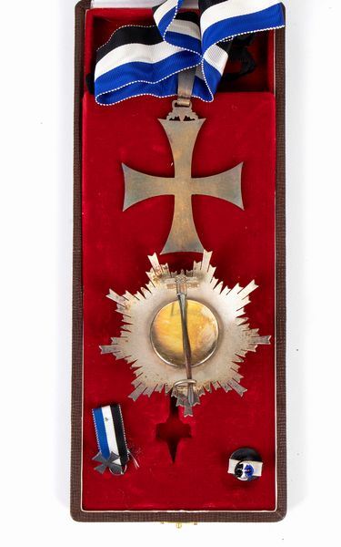 Portogallo, Repubblica, Ordine del principe Enrico il navigatore, insegna di Grand 'Ufficiale  - Asta Memorabilia, Militaria, Ordini Cavallereschi - Associazione Nazionale - Case d'Asta italiane