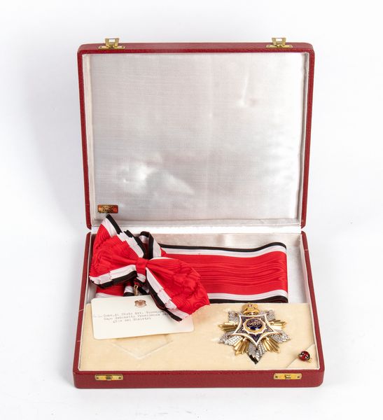 Egitto, Repubblica, Ordine al Merito, insegna di Gran Croce  - Asta Memorabilia, Militaria, Ordini Cavallereschi - Associazione Nazionale - Case d'Asta italiane