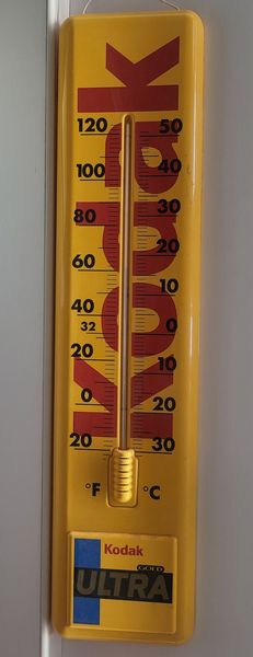 KODAK termometro pubblicitario  - Asta Memorabilia, Militaria, Ordini Cavallereschi - Associazione Nazionale - Case d'Asta italiane