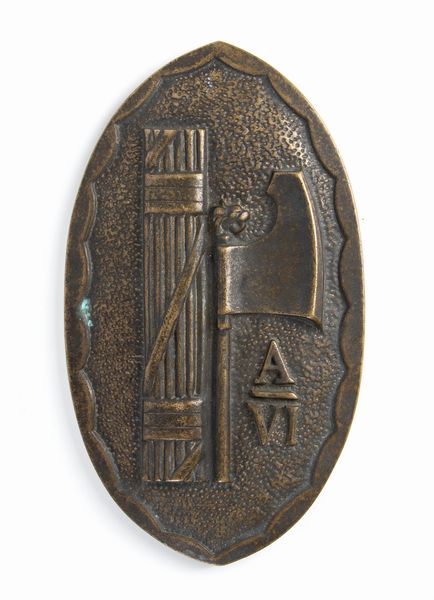 Placca in bronzo ventennio fascista  - Asta Memorabilia, Militaria, Ordini Cavallereschi - Associazione Nazionale - Case d'Asta italiane