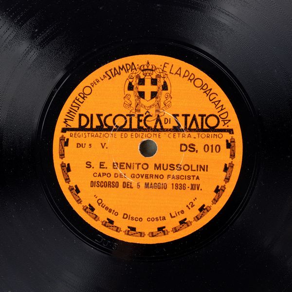 Mussolini, Benito  (Dovia di Predappio, 29 luglio 1883 – Giulino di Mezzegra, 28 aprile 1945)  - Asta Memorabilia, Militaria, Ordini Cavallereschi - Associazione Nazionale - Case d'Asta italiane