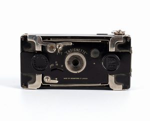 THE ENSIGNETTE Camera - Macchina fotografica militare  - Asta Memorabilia, Militaria, Ordini Cavallereschi - Associazione Nazionale - Case d'Asta italiane