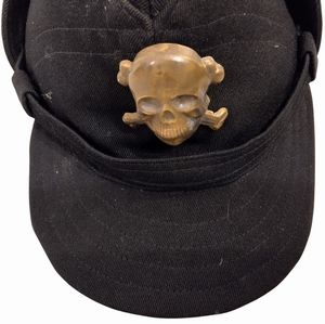 Berretto m. 42 da milite delle Brigate Nere  - Asta Memorabilia, Militaria, Ordini Cavallereschi - Associazione Nazionale - Case d'Asta italiane