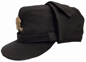 Berretto m. 42 da milite delle Brigate Nere  - Asta Memorabilia, Militaria, Ordini Cavallereschi - Associazione Nazionale - Case d'Asta italiane