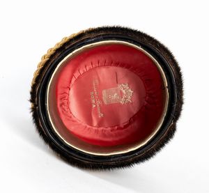 Raro colbacco da ufficiale della Guardia Palatina  - Asta Memorabilia, Militaria, Ordini Cavallereschi - Associazione Nazionale - Case d'Asta italiane