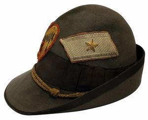 MVSN, Cappello all'alpina da Console Generale  - Asta Memorabilia, Militaria, Ordini Cavallereschi - Associazione Nazionale - Case d'Asta italiane