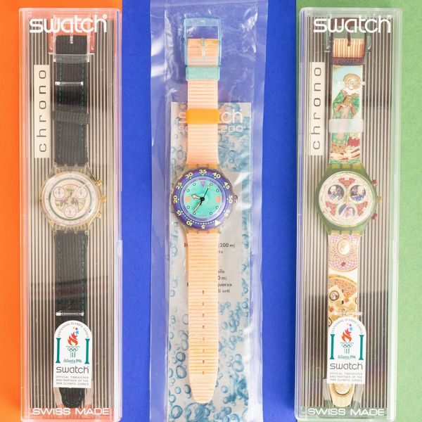 Swatch : Due Swatch Chrono e uno Swatch Scuba NOS  - Asta Swatch my Valentine - Associazione Nazionale - Case d'Asta italiane