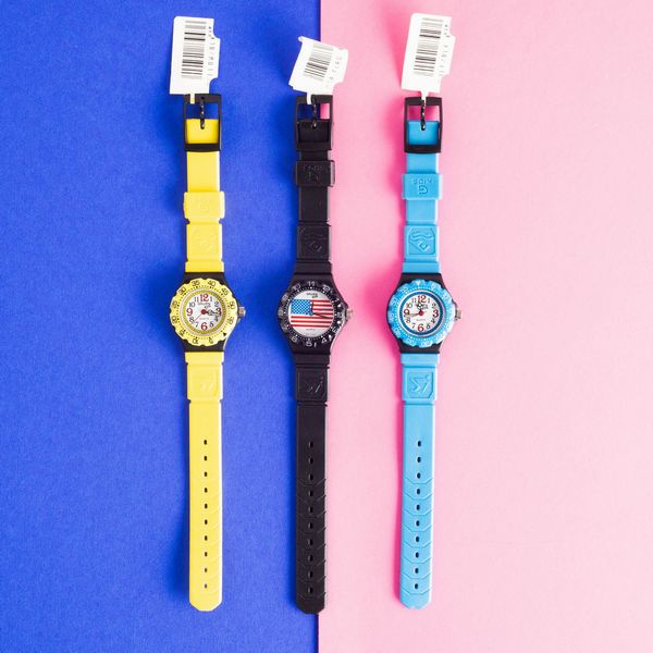 Swatch : Tre Swatch Kids NOS  - Asta Swatch my Valentine - Associazione Nazionale - Case d'Asta italiane