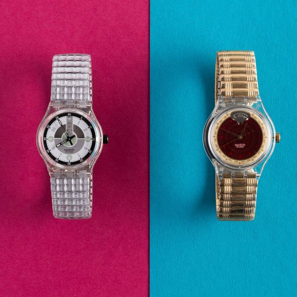 Swatch : Uno Swatch bracciale elastico e uno Swatch automatico con bracciale elastico NOS  - Asta Swatch my Valentine - Associazione Nazionale - Case d'Asta italiane