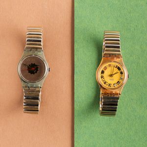 Swatch : Due Swatch bracciale elastico NOS  - Asta Swatch my Valentine - Associazione Nazionale - Case d'Asta italiane