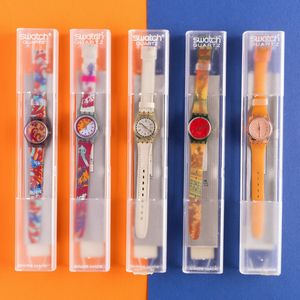 Swatch : Cinque Swatch Lady NOS  - Asta Swatch my Valentine - Associazione Nazionale - Case d'Asta italiane