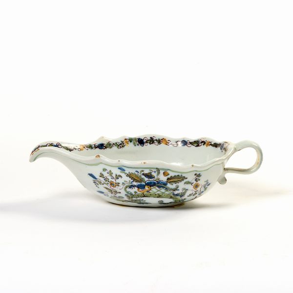 Salsiera in maiolica policroma  - Asta PARADE I - Arredi, Maioliche e Dipinti Antichi - Associazione Nazionale - Case d'Asta italiane