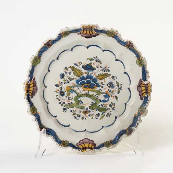 Piatto in maiolica policroma  - Asta PARADE I - Arredi, Maioliche e Dipinti Antichi - Associazione Nazionale - Case d'Asta italiane
