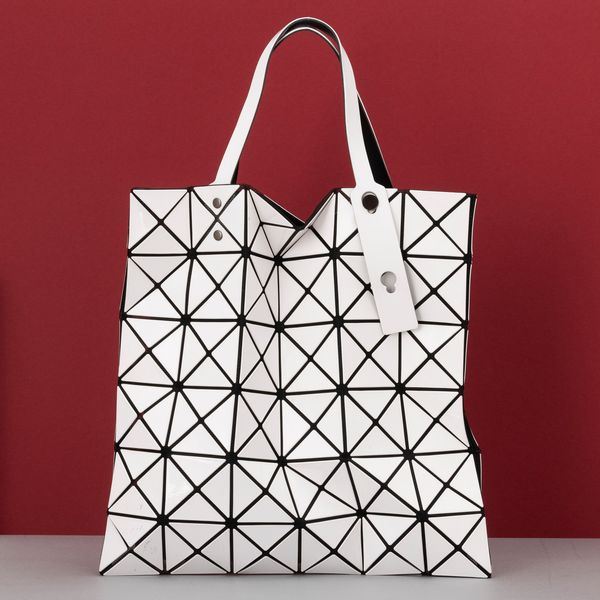 Baobab Issey Miyake White Shopping Bag  - Asta Fashion Vintage - Associazione Nazionale - Case d'Asta italiane