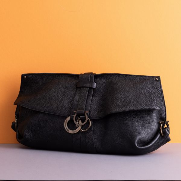 Salvatore Ferragamo Maxi Pochette  - Asta Fashion Vintage - Associazione Nazionale - Case d'Asta italiane