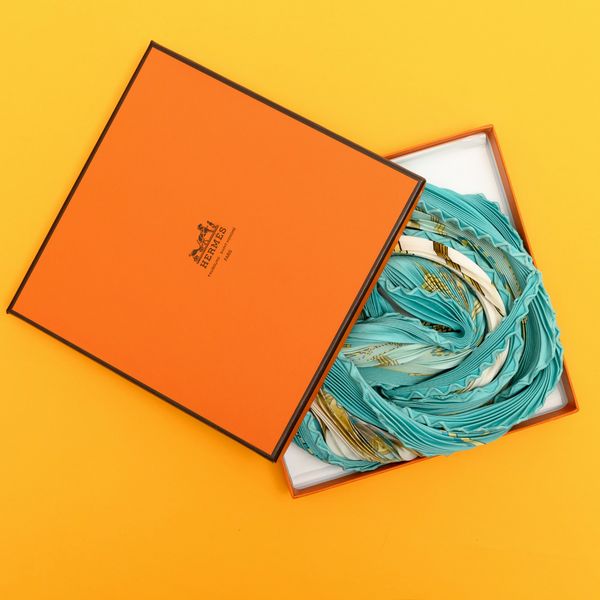 Hermes Foulard Plissc Springs  - Asta Fashion Vintage - Associazione Nazionale - Case d'Asta italiane