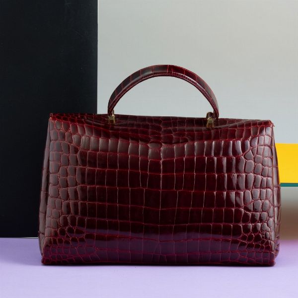 Borsa in coccodrillo bordeaux con autorizzazione Cites  - Asta Fashion Vintage - Associazione Nazionale - Case d'Asta italiane